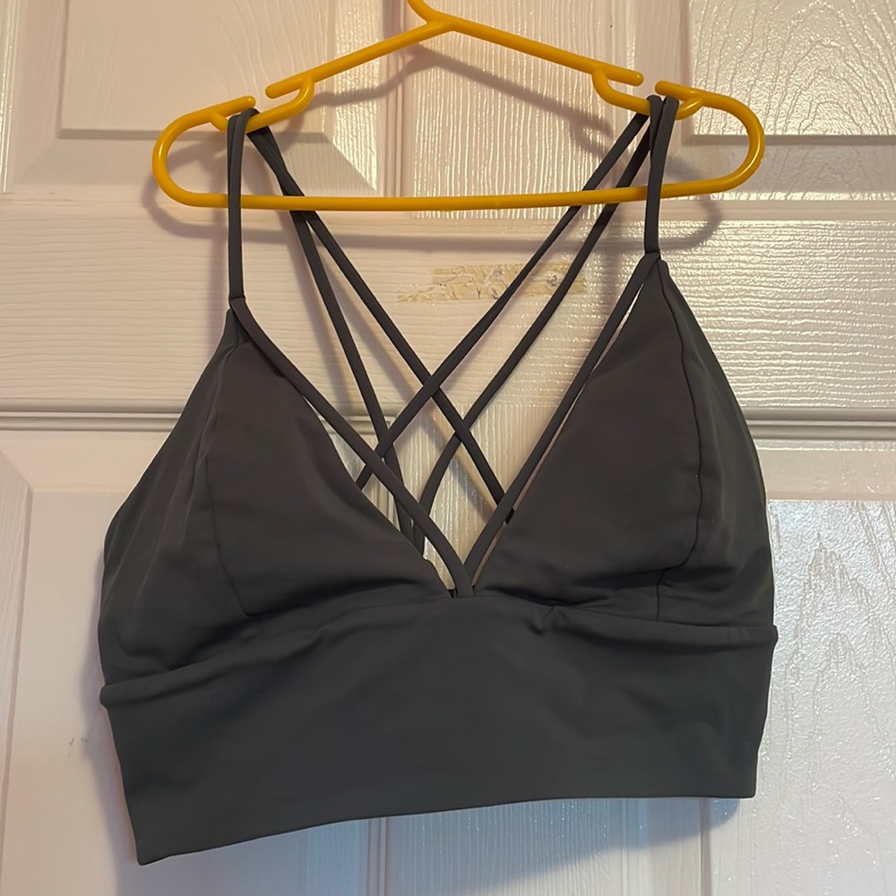 Lululemon yoga sports bra
